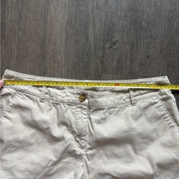 Talbots Women's Tan Shorts - Picture 3 of 6